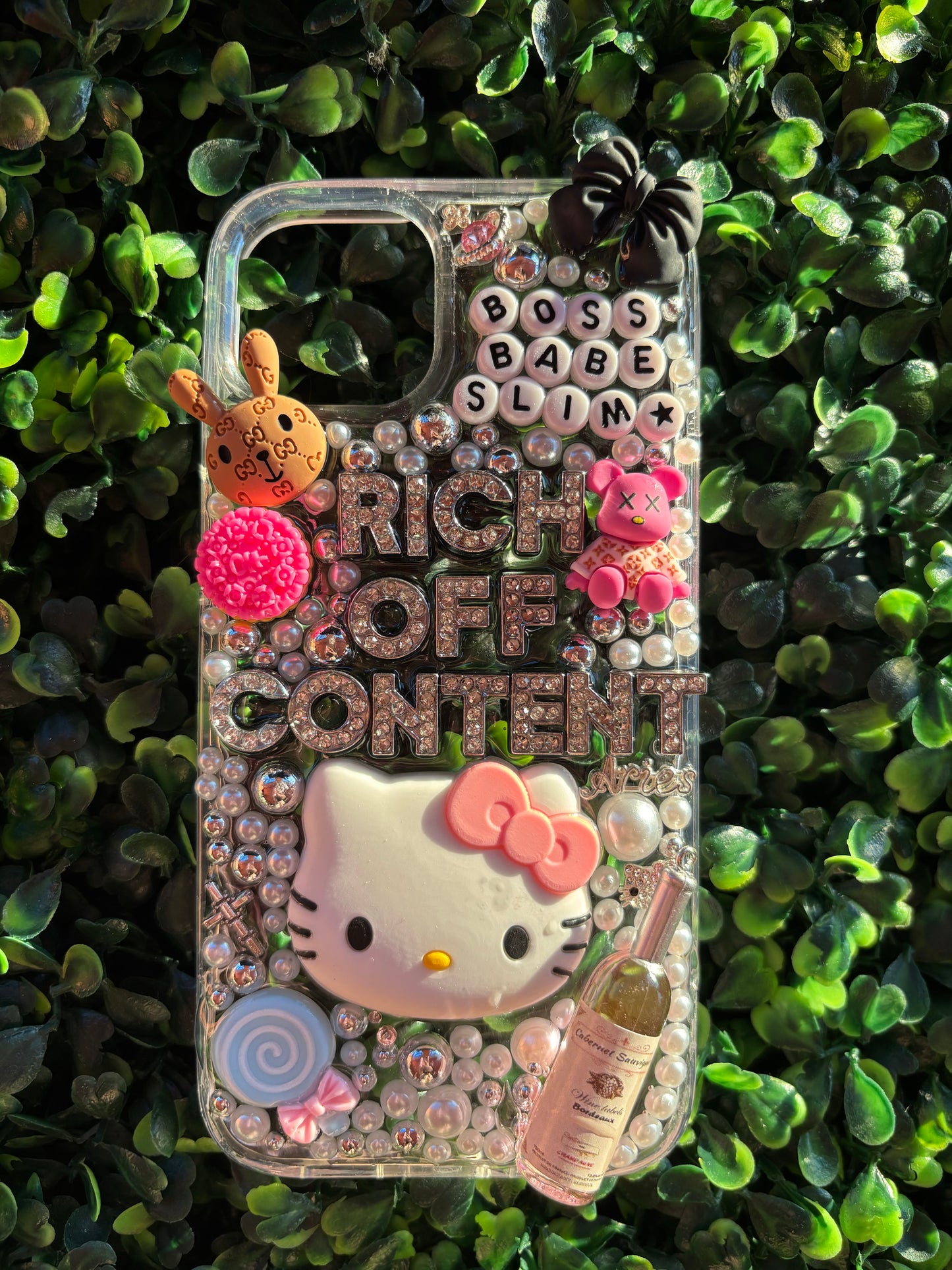 RICH OFF Hello Kitty custom junk case ❤︎